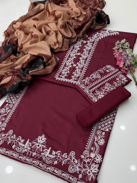 🔥 ONLY 2950/-PKR SALE Winter’s Branded Hit Codes 3 PC Dress 👗