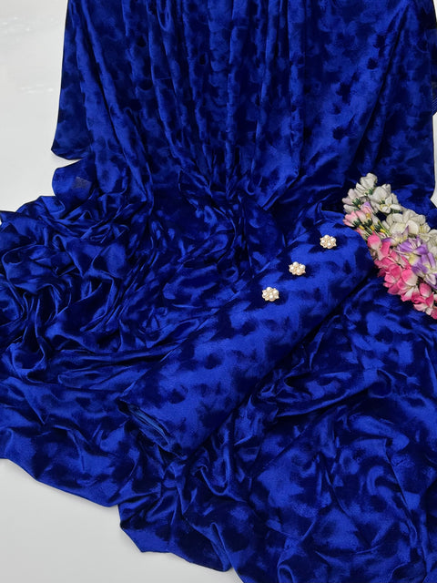 🔥 ONLY 1550/-PKR SELF VELVET 2PC 🔥