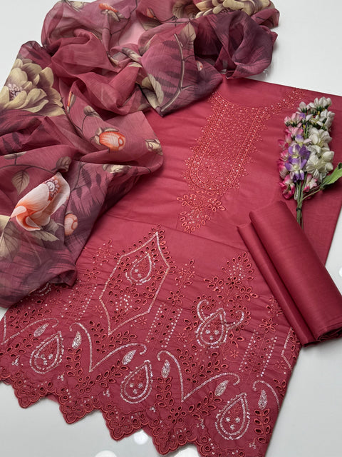 Beautiful Boring Shiffile Chikankari & Sequence Work 🧵 Lawn 3 Pc Dress 👗