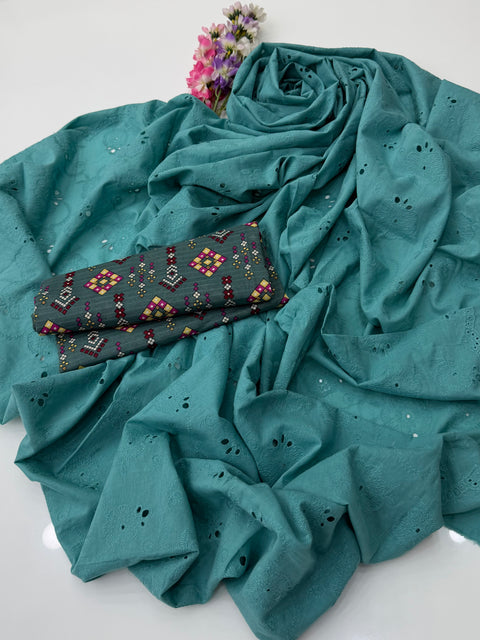 🔥 ONLY #2350/-PKR #CHIKANKARI LAWN 2 PC 💕