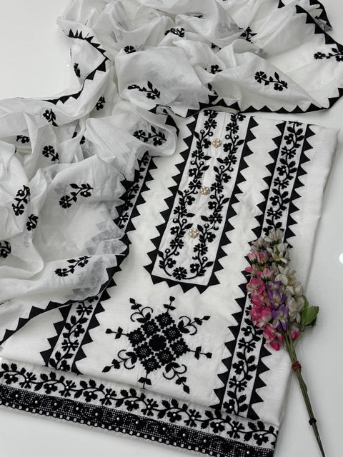 Beautiful Handmade Style Embroidery With Applique Ralli Work 2 Pc Dress 👗