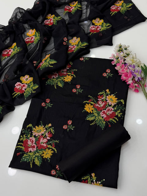 💕 #Handmade Style Cross Stitch Embroidery 🧵 & Sequence Work Lawn 3 Pc Dress 👗