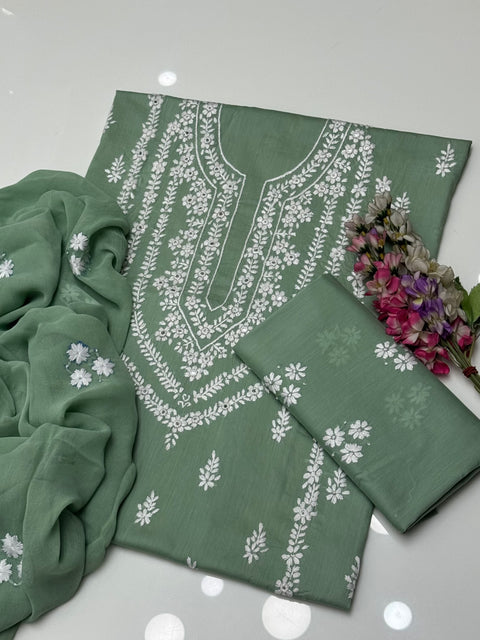 Handmade Pakka Tanka Embroidery 🪡 With Sheesha 🪞 Work Pure Lawn 3 Pc Dress 👗