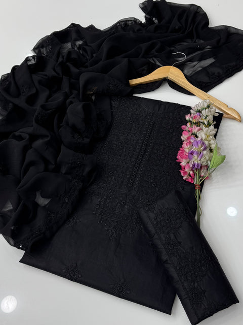 🖤 Black Beauty Chikankari Thread Embroidery 🧵 Lawn 3 Pc Dress 👗