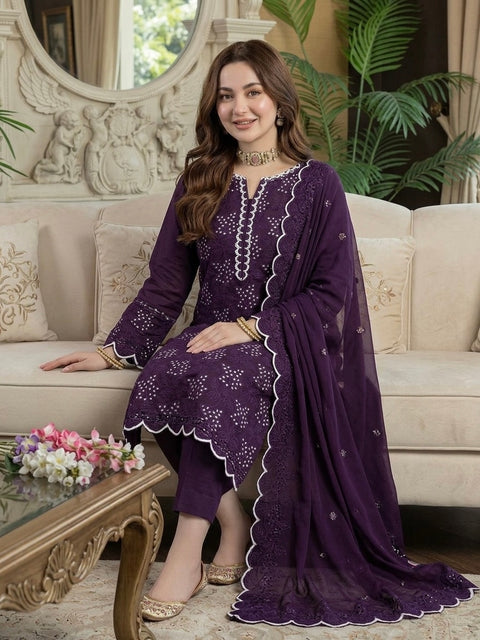 💕 #CHIKANKARI #LAWN 3PC 💕