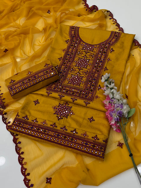 Balouchi Style Embroidery 🧵 With Paani Sheesha Work Viscose Linen 3 PC Dress 👗