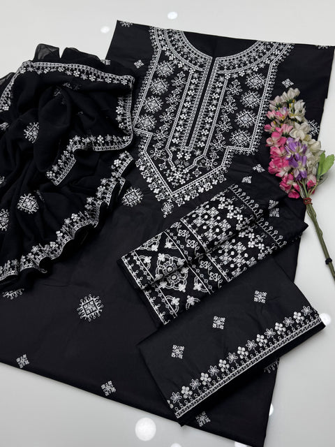 💕 Beautiful Handmade Style Embroidered 🧵Galla & Sleeves Lawn 3 Pc Dress 👗