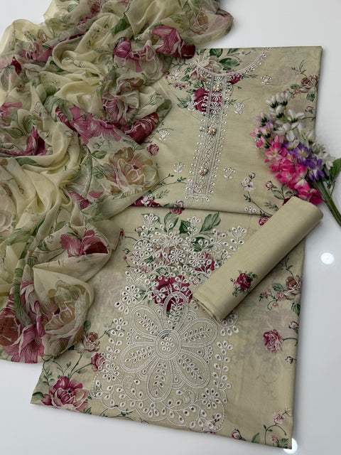 💕 ONLY 2650/-PKR #CHIKANKARI LAWN 3PC 👗