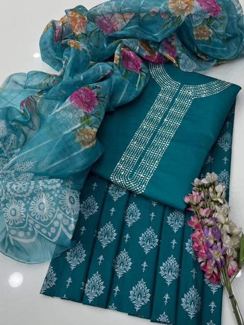 Beautiful 🤩 Sequence Work Embroidery 🧵 Pure Lawn 3 Pc 👗