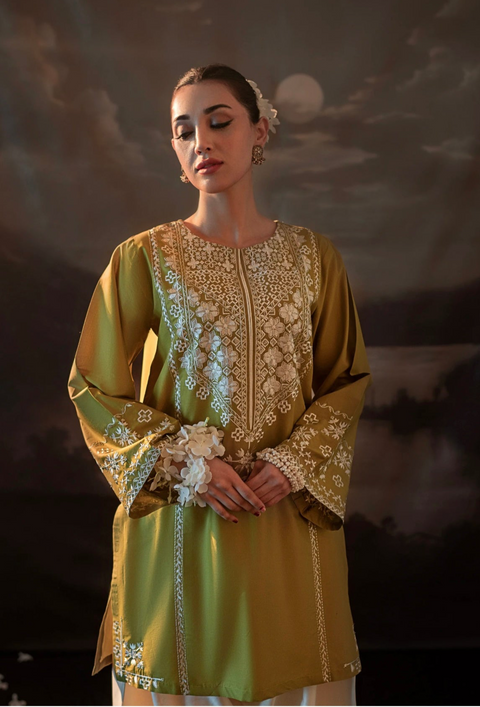 💕 Beautiful & Elegant Thread Embroidery 🧵Lawn 3 Pc Dress 👗