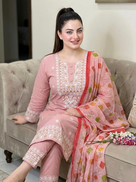 Beautiful & Elegant Boutique Fancy Sequence Embroidery 🧵 3 PC Suit
