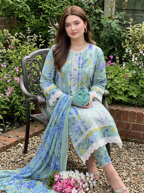 🔥 ONLY 2650/-PKR #CHIKANKARI LAWN 3 PC 🔥