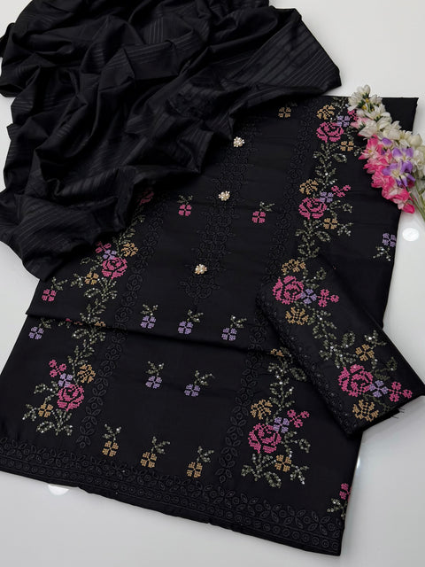 💕 #Winter’s Trending Design Chikankari & Cross Stitch 3 PC 👗