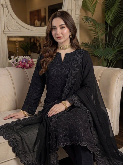 🔥 Most Demanded Article Shiffle Chikankari 🧵 Lawn 3 Pc 👗