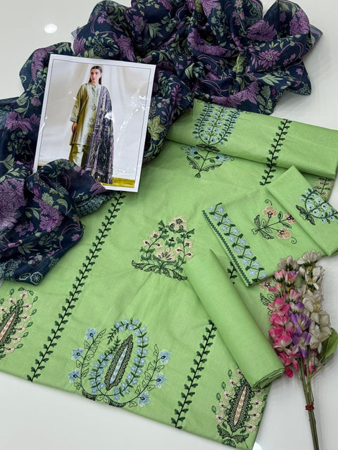 🔥#Eid’s Beautiful Boutique Style Embroidery Lawn 3 Pc Dress 👗