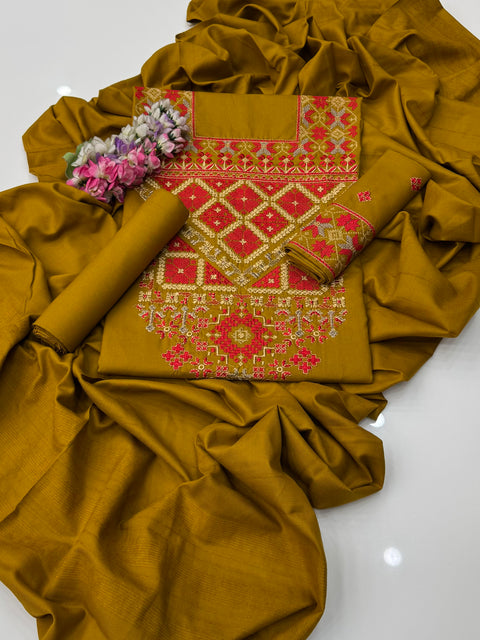 🔥 #Winter’s Beautiful Sang E Maah Design Dhanak 3 Pc 👗