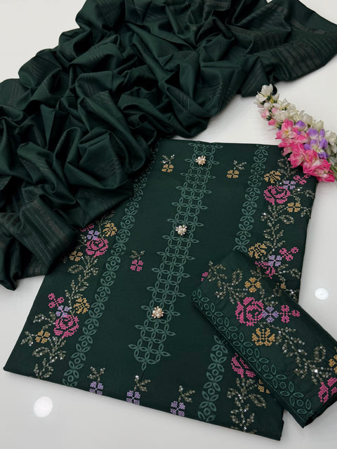 💕 #Winter’s Trending Design Chikankari & Cross Stitch 3 PC 👗