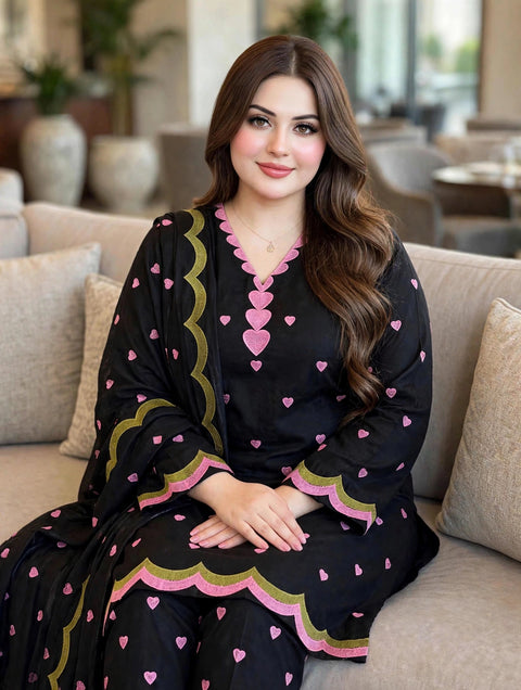 💕 #WINTER’s #TRENDING HEART 🖤 EMBROIDERY 3PC 💕