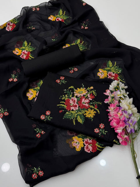 💕 #Handmade Style Cross Stitch Embroidery 🧵 & Sequence Work Lawn 3 Pc Dress 👗