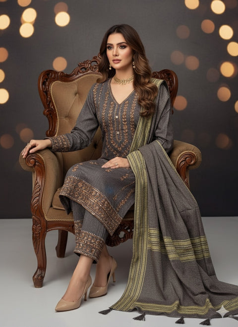 💕  #WINTER’s Beautiful Handmade Style Embroidery 🧵3 PC Dress