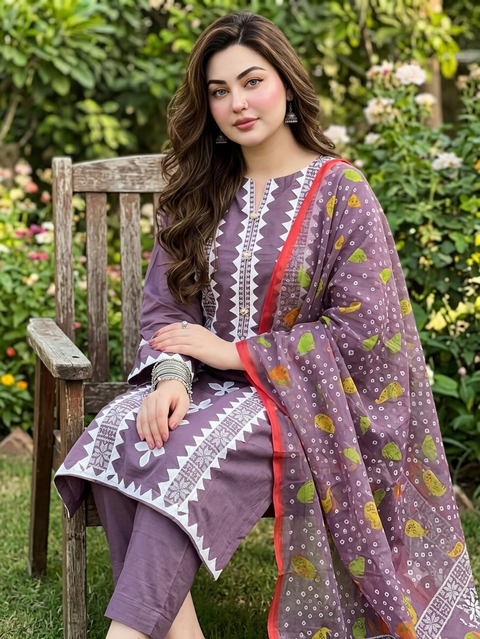💕 #SALE #APPLIQUIE LAWN 3PC💕