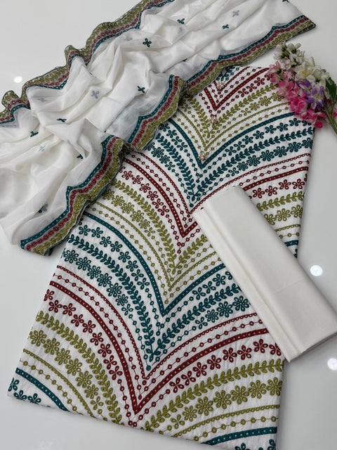 Maria.B Hit Code Shiffle Chikankari Boring Jaal Lawn 3 Pc 👗