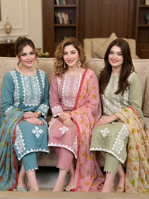 💕 Beautiful Handmade Applique Ralli Work 🪡 With Pakka Tanka Lawn 3 Pc Dress 👗