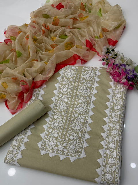 💕 Beautiful Handmade Applique Ralli Work 🪡 With Pakka Tanka Lawn 3 Pc Dress 👗