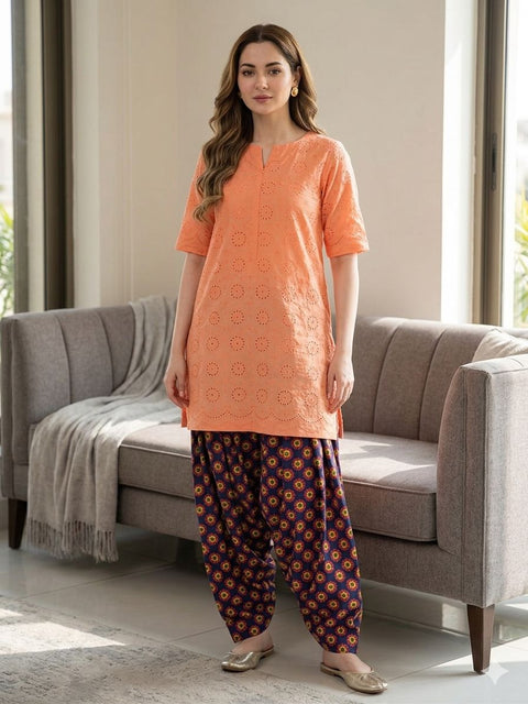 🔥 ONLY #2450/-PKR #CHIKANKARI LAWN 2PC 💕