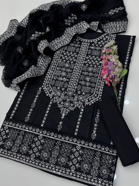 🔥 #SALE #ON #FANCY LAWN 3 PC DRESS 👗
