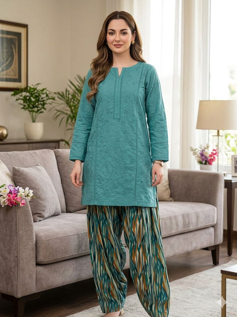 🔥 ONLY #2450/-PKR #CHIKANKARI LAWN 2PC 💕