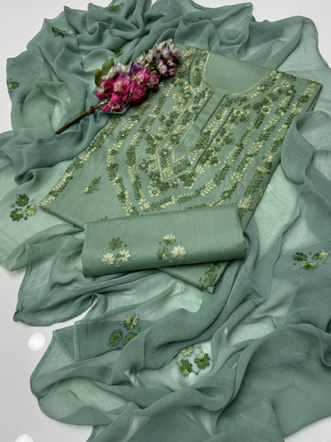 💕 Shop The Latest Styles Handmade Pakka Tanka Thread 🧵 Embroidery Lawn 3 Pc 👗