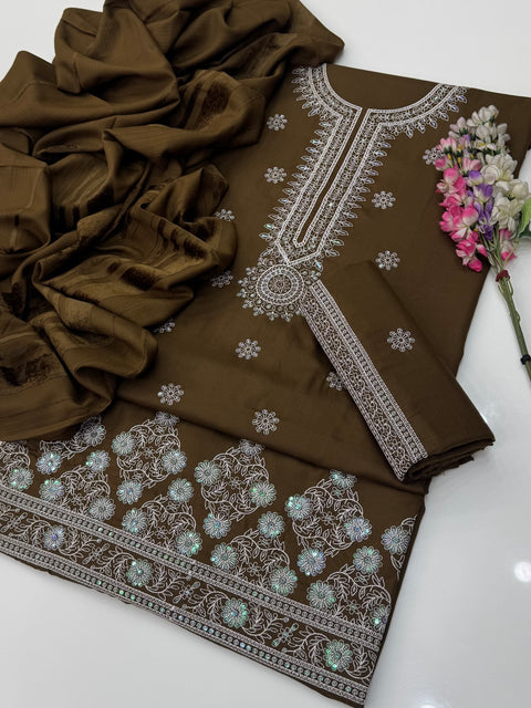 Beautiful Kashmiri Embroidery &  Sequence Work Soft Dhanak 3 PC Dress 👗