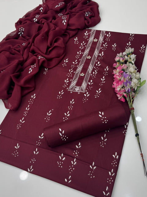 Handmade Tarkashi And Pakka Tanka Embroidery 🧵 Pure Lawn 3 Pc Dress 👗