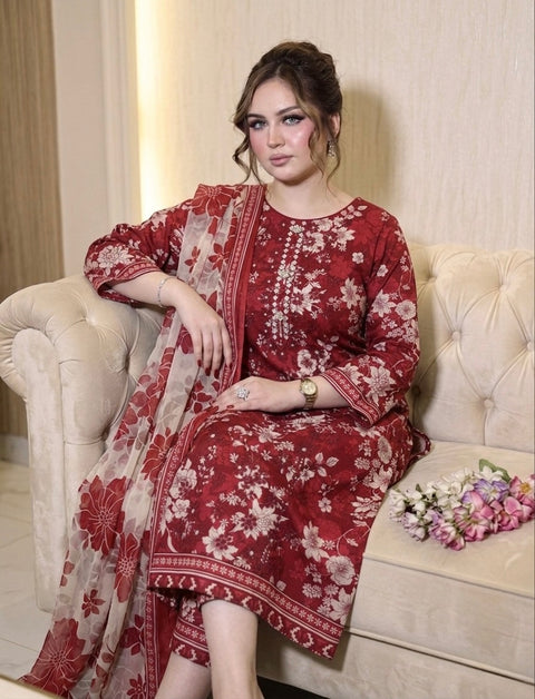 🔥 Beautiful Boutique Style Chikankari Embroidery 🧵 Digital Printed Pure Lawn 3 PC Dress 👗