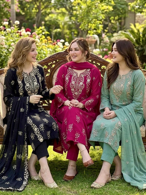 💕 Handmade Traditional LCD Goota Embroidery 🧵 Lawn 3 Pc Dress 👗