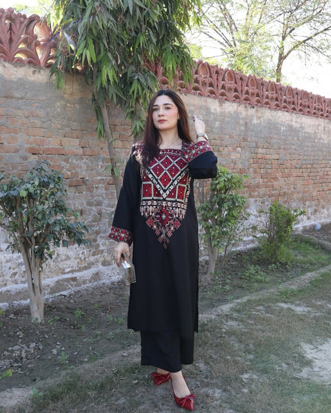 🔥 #Winter’s Beautiful Sang E Maah Design Dhanak 3 Pc 👗