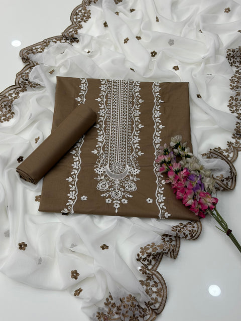 🔥 Most Demanded Article Shiffle Chikankari Lawn 3 Pc 👗