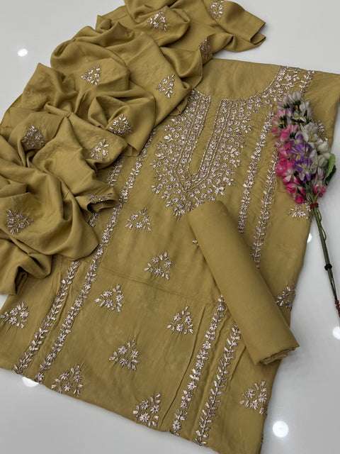 Handmade LCD Goota Kinari Embroidery 🧵 Linen 3 Pc Dress 👗