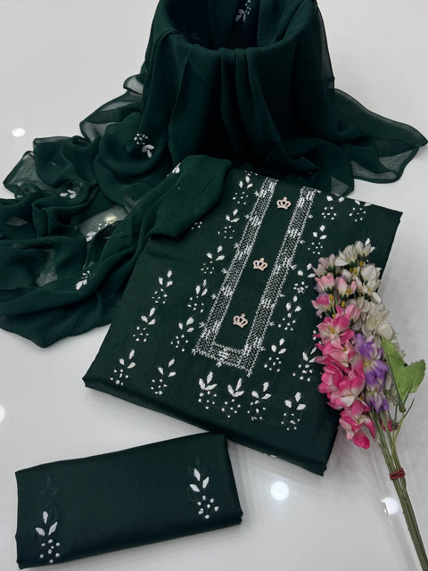Handmade Tarkashi And Pakka Tanka Embroidery 🧵 Pure Lawn 3 Pc Dress 👗