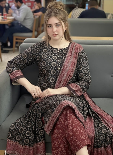 🔥 JUST 2350/-PKR #SALE 🔥