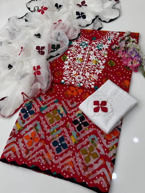🔥Beautiful Handmade Applique Rally Work 🧵 Chunri Print Lawn 3 PC Dress 👗