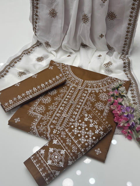 💕 Beautiful Handmade Style Embroidered 🧵Galla & Sleeves Lawn 3 Pc Dress 👗