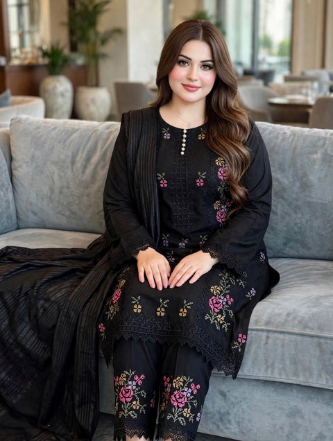 💕 #Winter’s Trending Design Chikankari & Cross Stitch 3 PC 👗