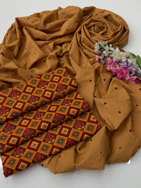🔥 ONLY #2450/-PKR #CHIKANKARI LAWN 2PC 💕